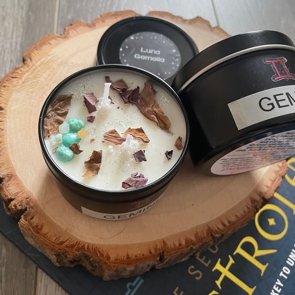 *Gemini* Soy Wax Candle - Picture 3 of 5